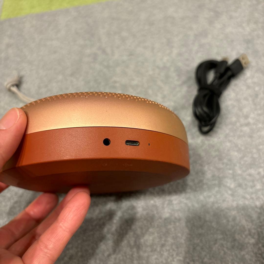 バング&オルフセン Beoplay A1 ワイヤレススピーカー
