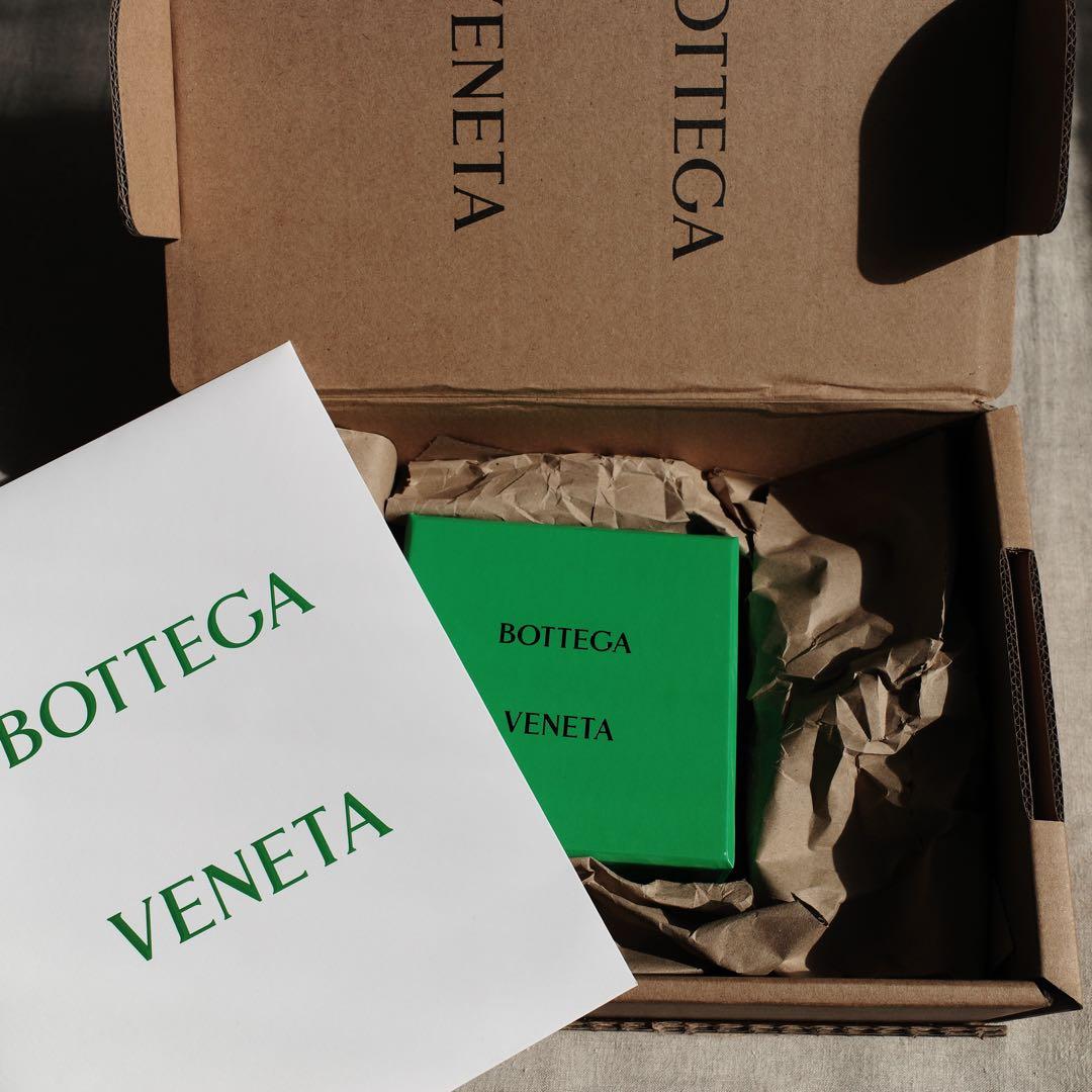 【新作】 BOTTEGA VENETA イントレチャート ブレスレット シルバー