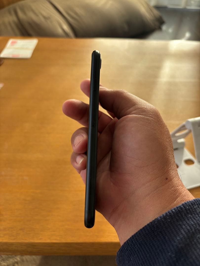 Apple iPhone SE(第3世代)ブラック美品！