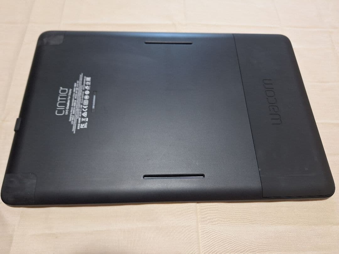 ワコム　液タブ　Cintiq 13HD：DTK-1301/K0