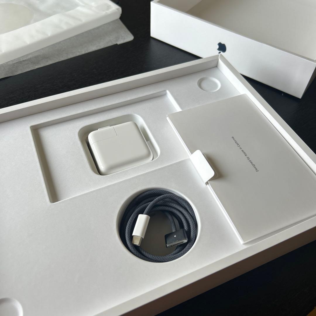 MacBook Air M2 256GB ミッドナイト