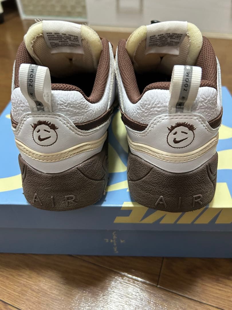 最終値下げTravis Scott × Nike Zoom Field Jaxx