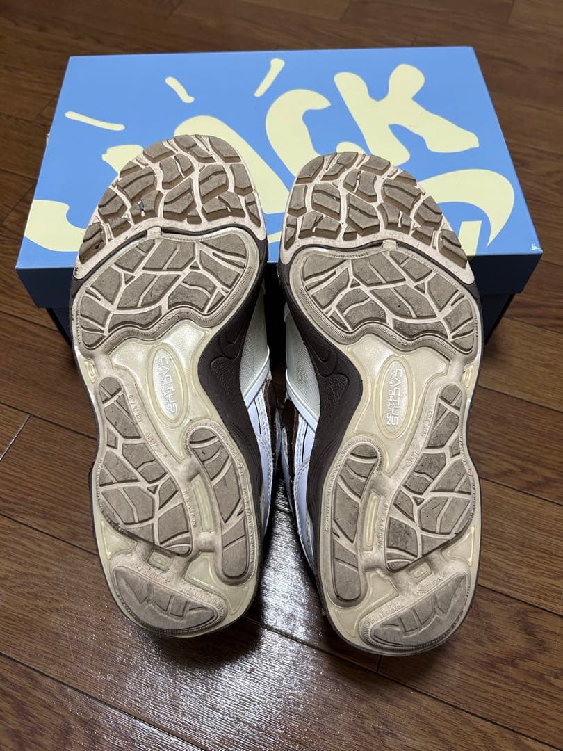 最終値下げTravis Scott × Nike Zoom Field Jaxx