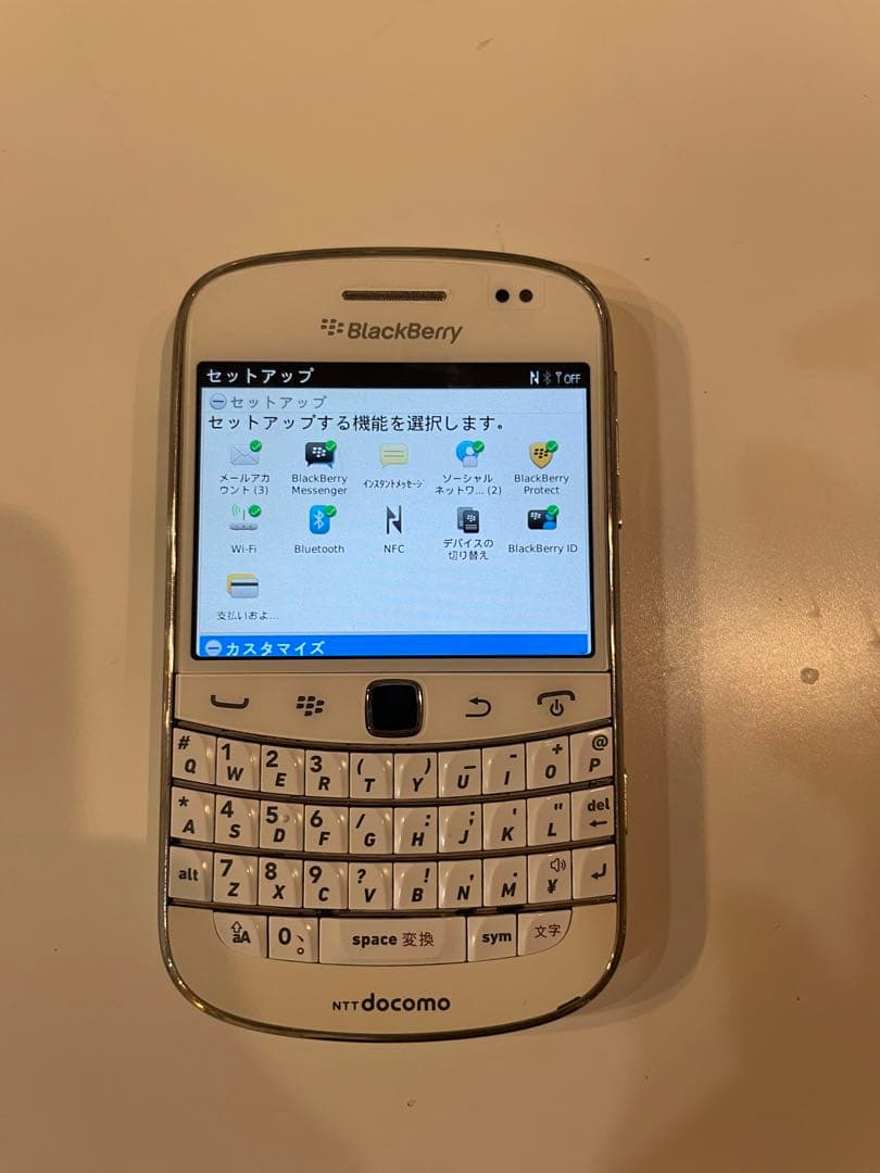 BlackBerry bold 9900 ホワイト