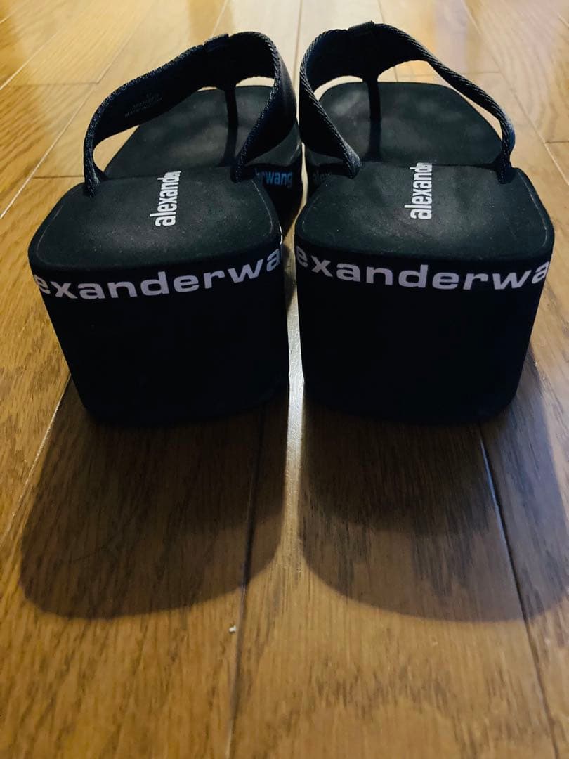 アレキサンダーワン23.5cmビーチサンダル6cm
