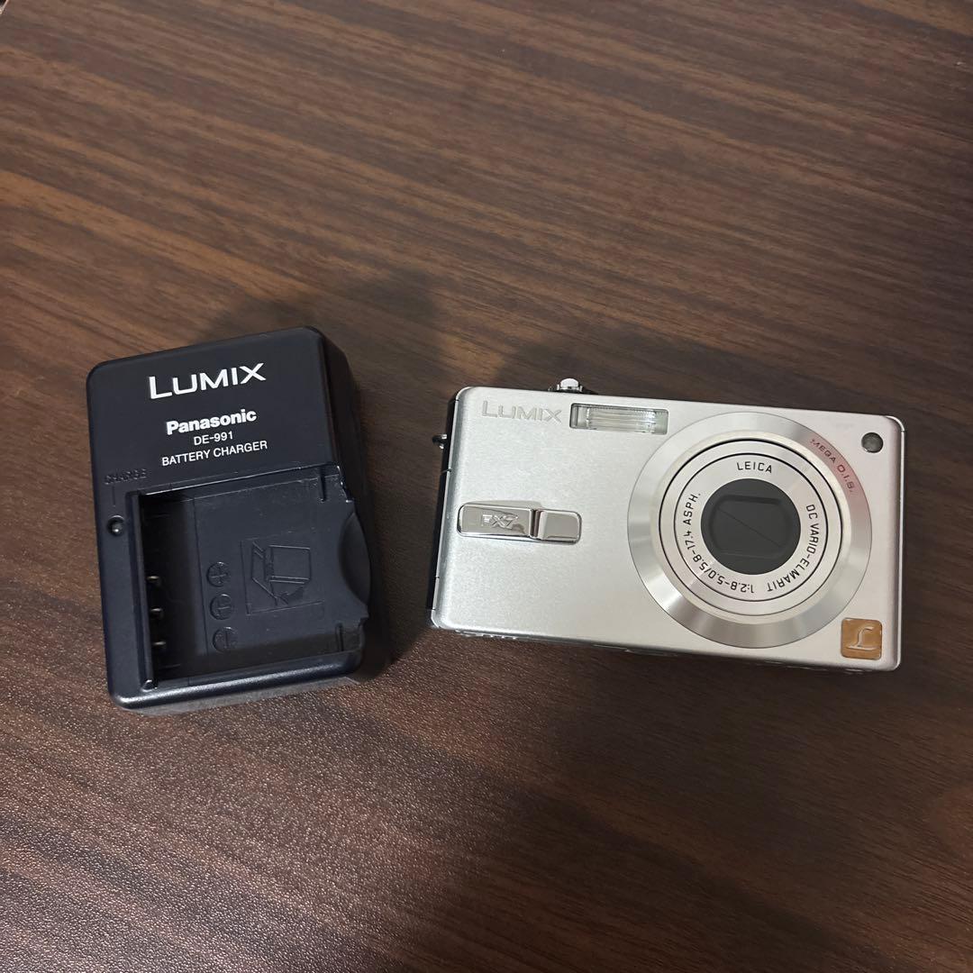 LUMIX コンパクトデジタルカメラ FX7