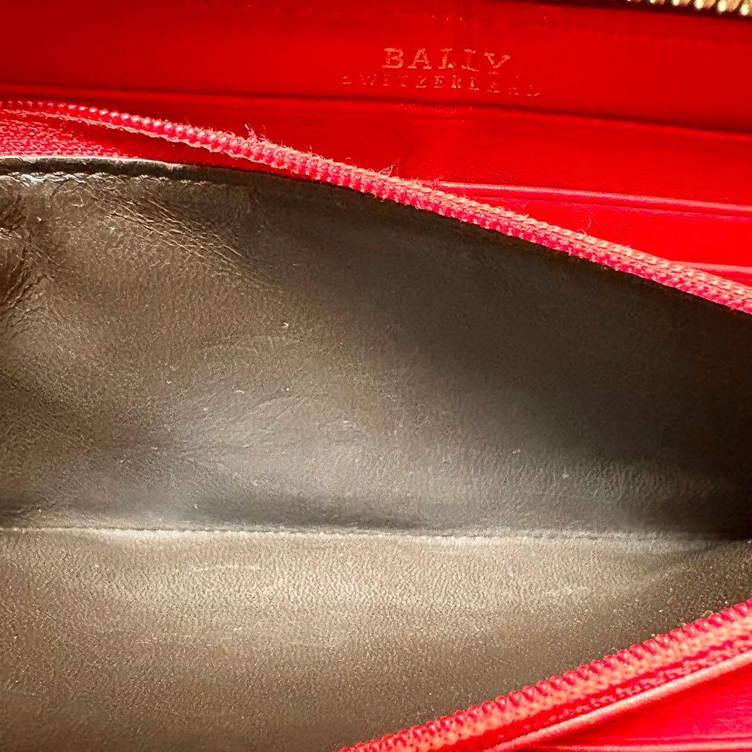 BALLY レザー 長財布 ダークブラウン ラウンドファスナー ストライプ