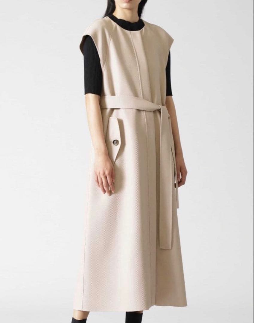 美品　ADORE ツイルダブルクロスワンピース　ジレ　コート　ベスト 38ピンク