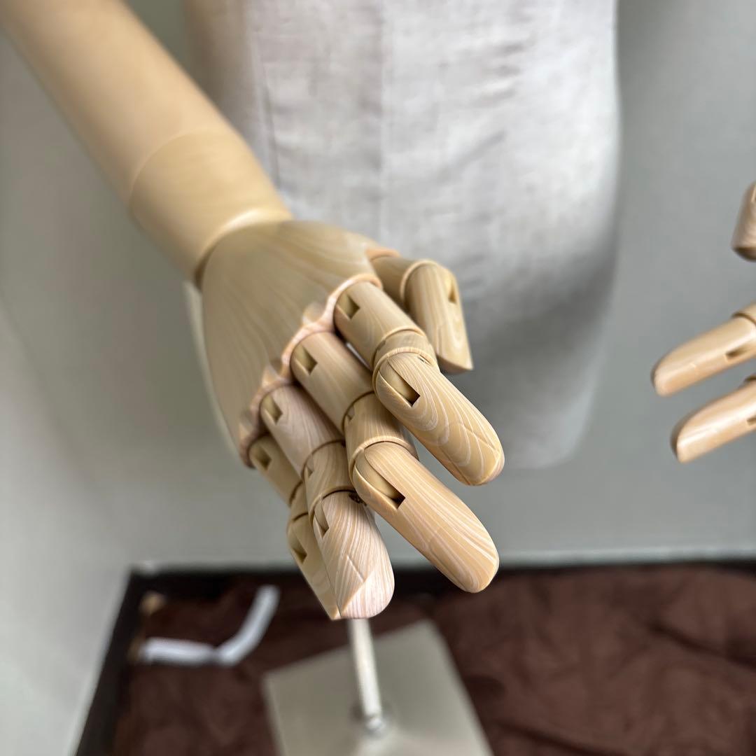 S*A様 腕付き　腕可動式　マネキン 上半身用　女性 　腕付き 上半身 トルソー