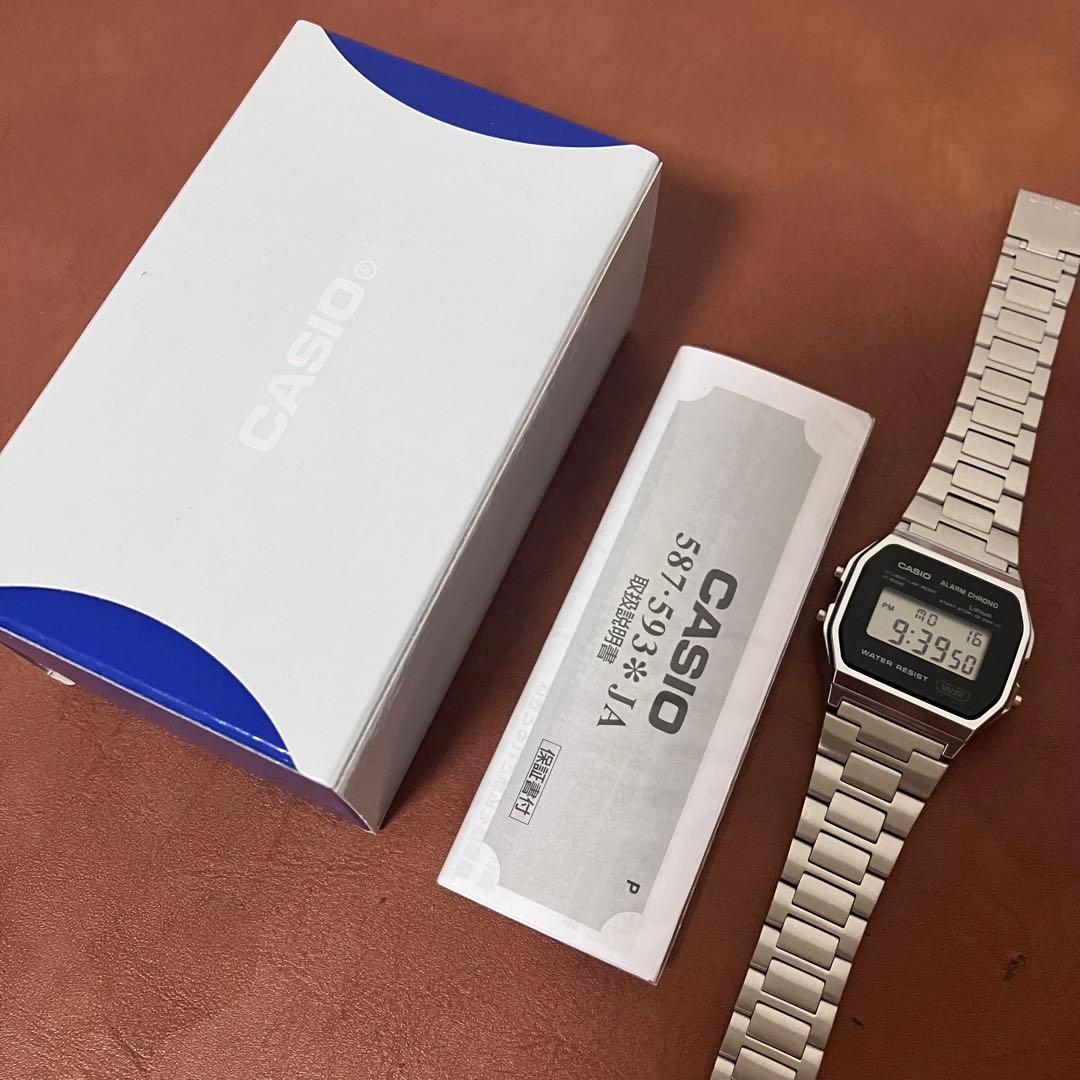 CASIO CLASSIC A158WEA-1JF 本田翼 モデル　ユニセック