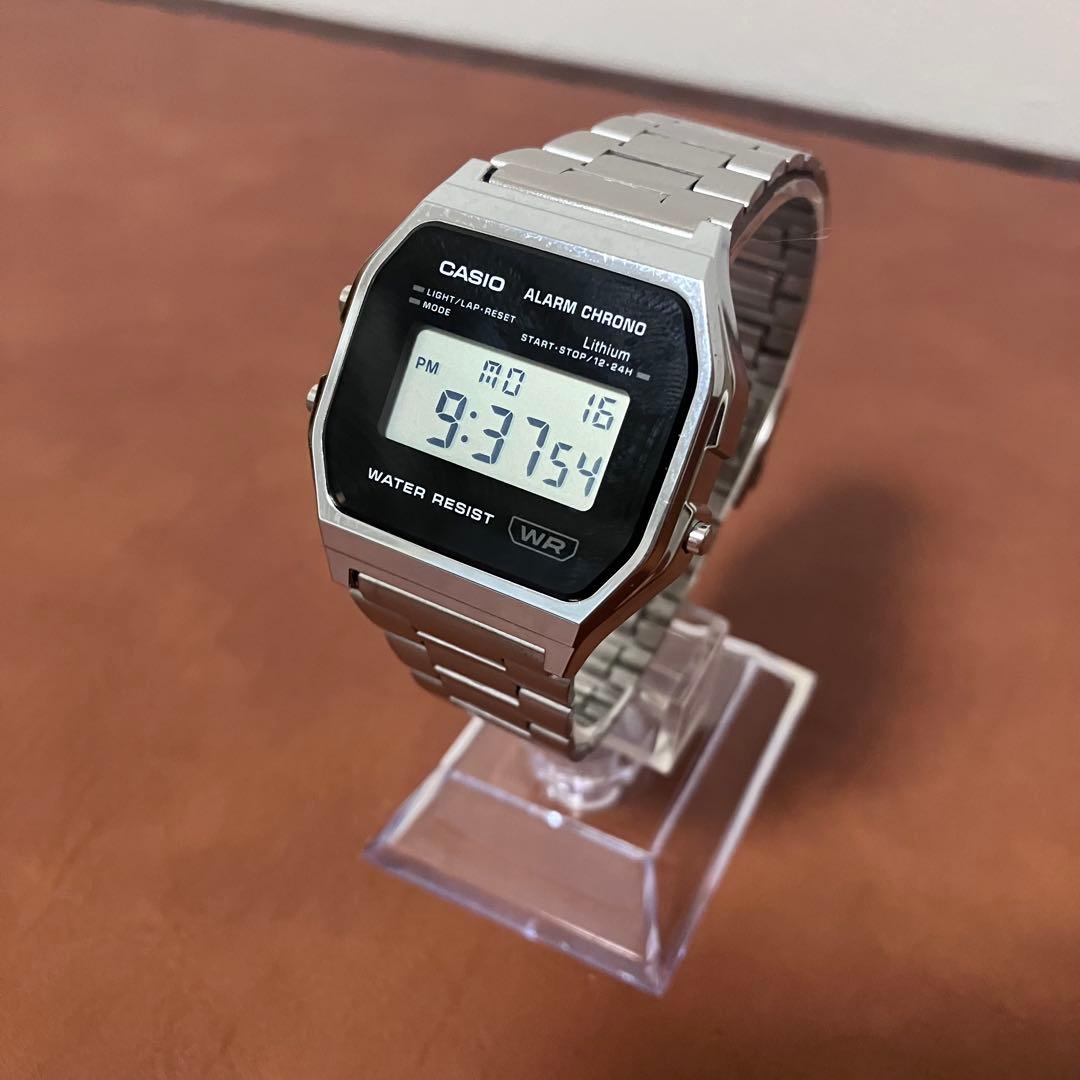 CASIO CLASSIC A158WEA-1JF 本田翼 モデル　ユニセック