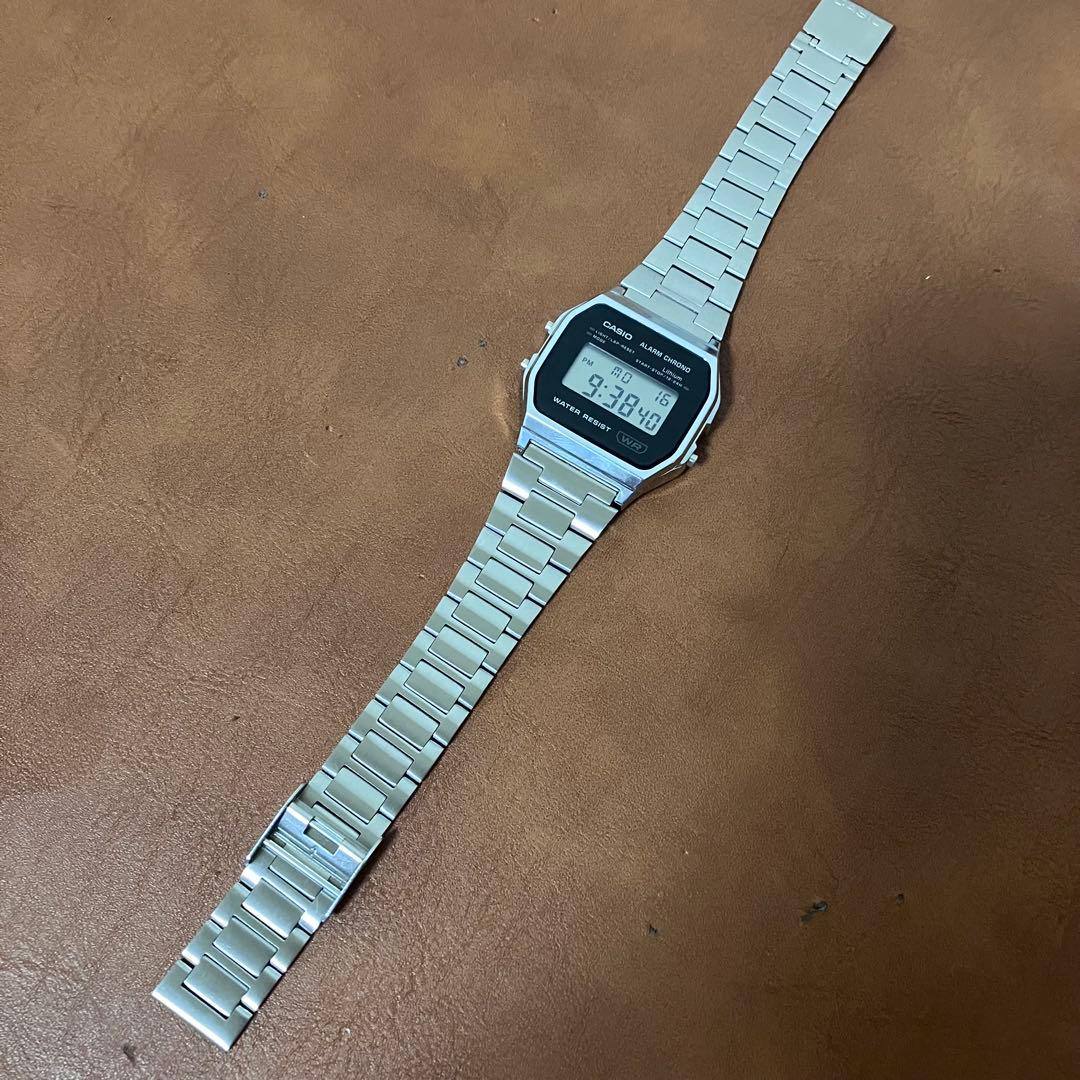 CASIO CLASSIC A158WEA-1JF 本田翼 モデル　ユニセック