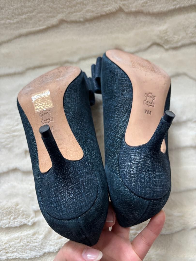 極美品⭐️Tory Burch ダークブルー リボン付きハイヒール