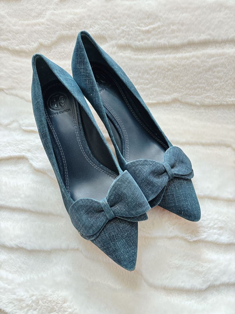 極美品⭐️Tory Burch ダークブルー リボン付きハイヒール