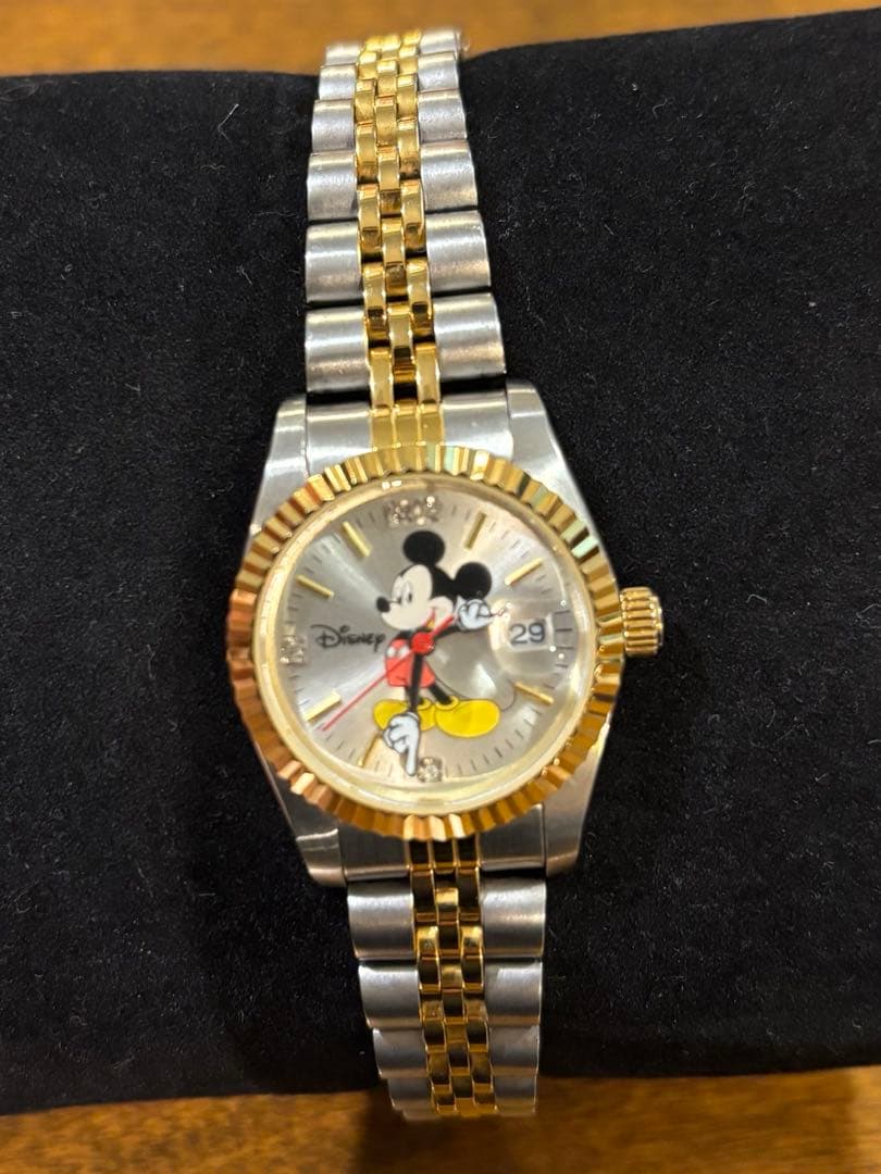 【美品】ミッキーマウス 腕時計 クォーツ