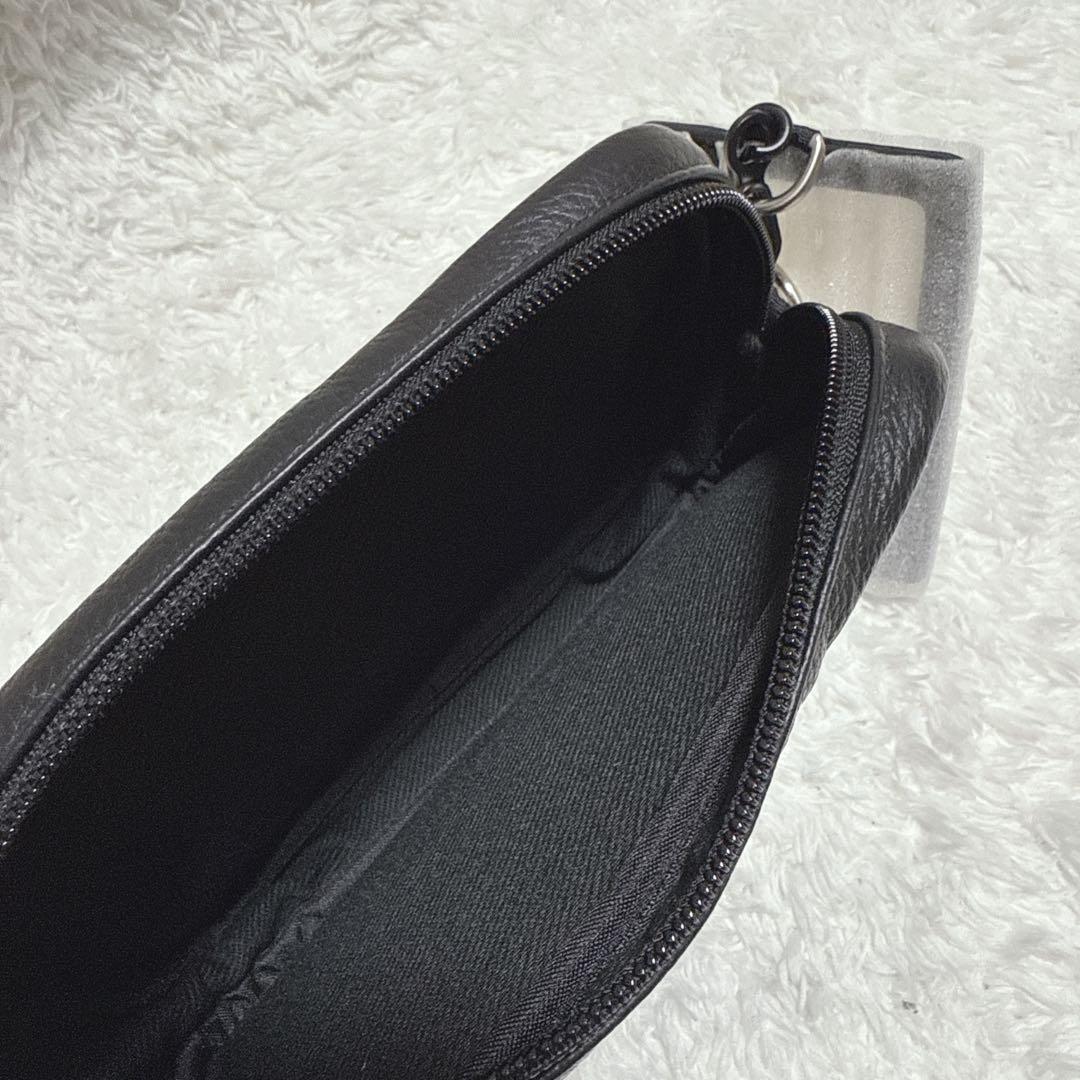 極美品！タグ付！dunhill メッセンジャーバッグ　牛革　ブラック　レザー