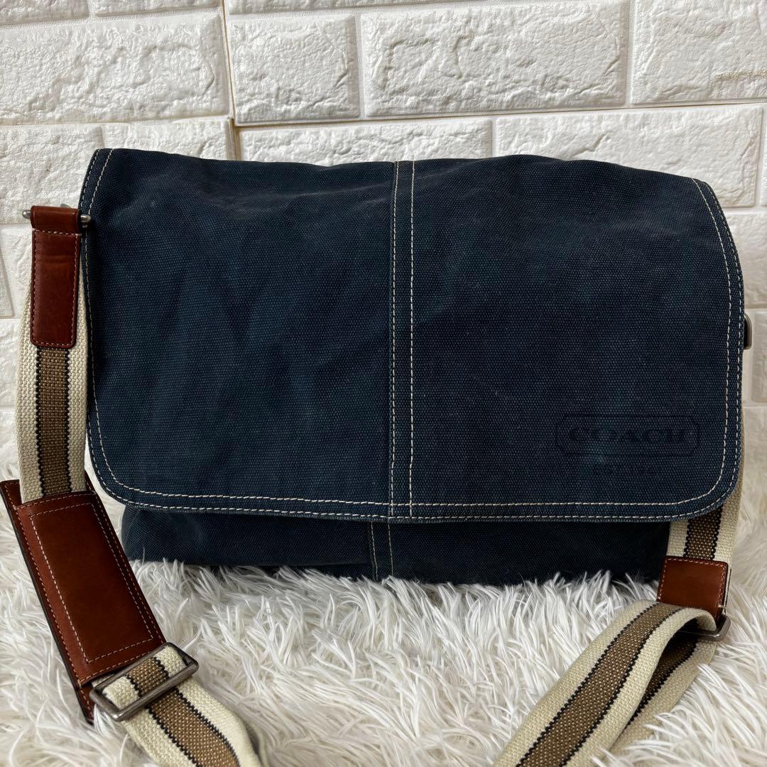 COACH✨70381 デニム　メッセンジャーメンズバッグ　フラップ　インディゴ