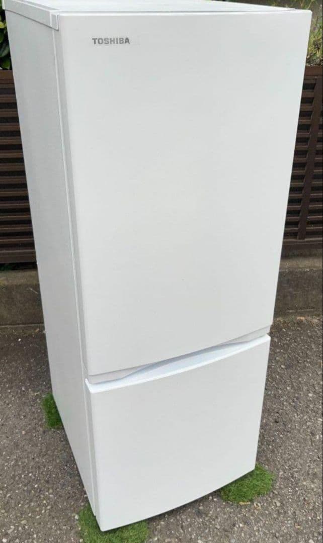 東芝冷凍冷蔵庫　153L 省エネ設計LED照明自動霜取り機能付き　2022年製