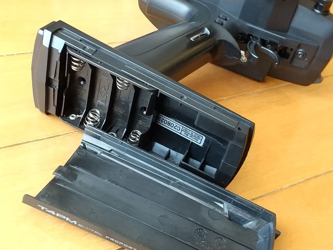 フタバ　T4PM PLUS（送信機のみ）