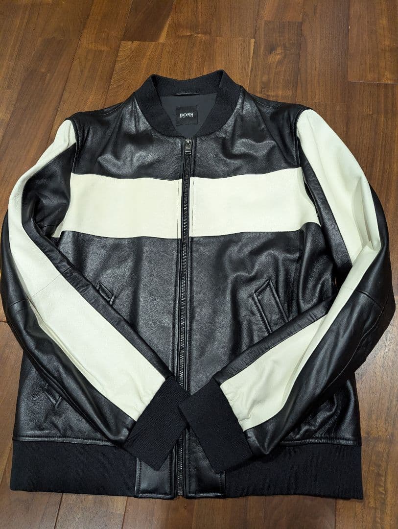 HUGO BOSS レザー ジャケット ボンバーネック 黒 白 48 MA1