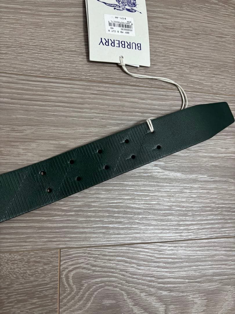 BURBERRY 牛革ベルト　リバーシブル