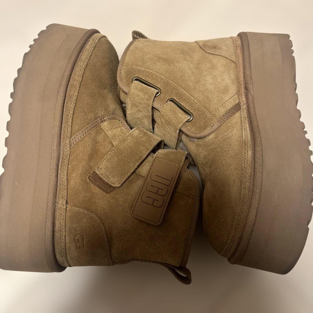 UGG W NEUMEL PLATFORM ニューメルプラットフォーム 25
