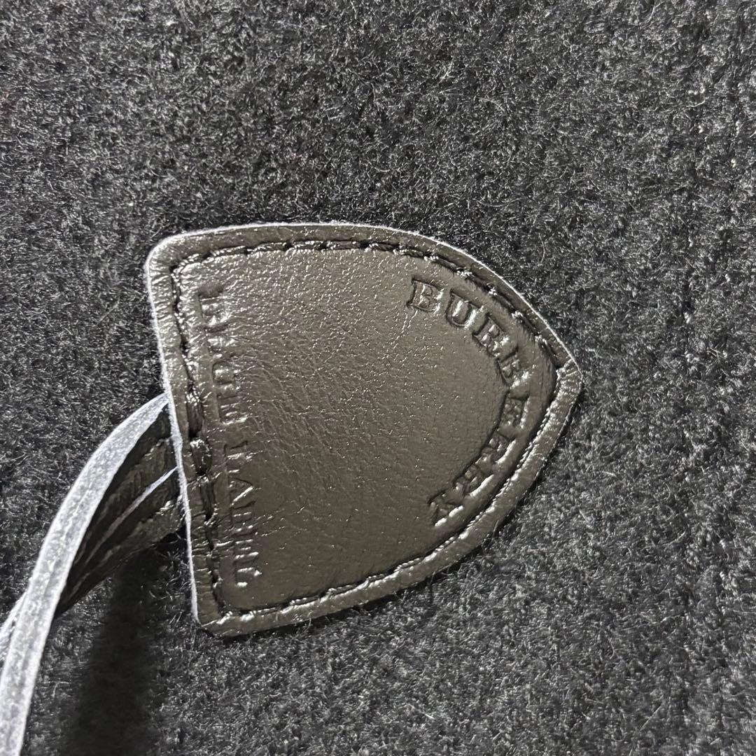 ゆき　美品　バーバリー黒 ダッフルコート フード付き　36 ノバチェック