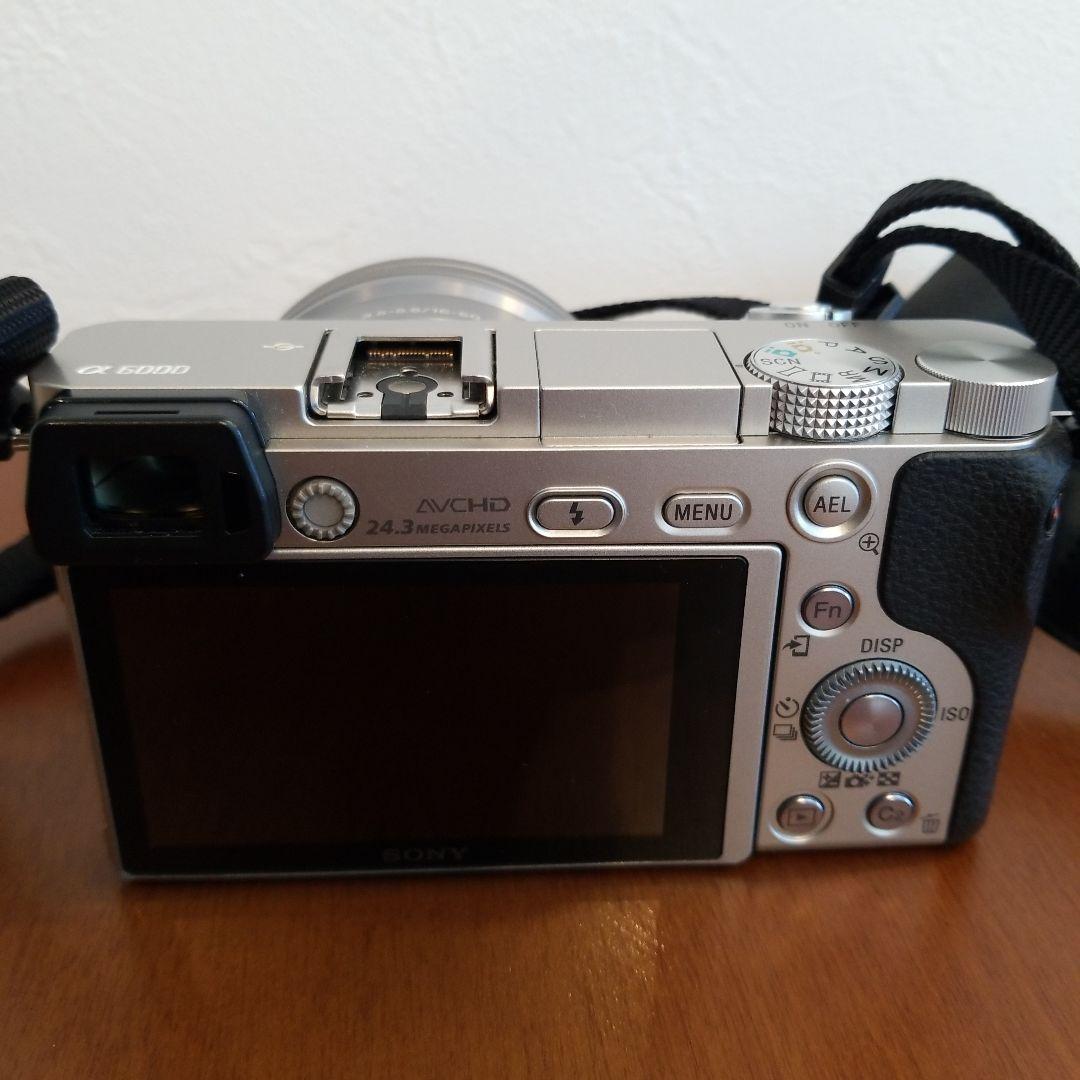SONY α6000 ILCE-6000Lミラーレスカメラ16-50mmレンズ付