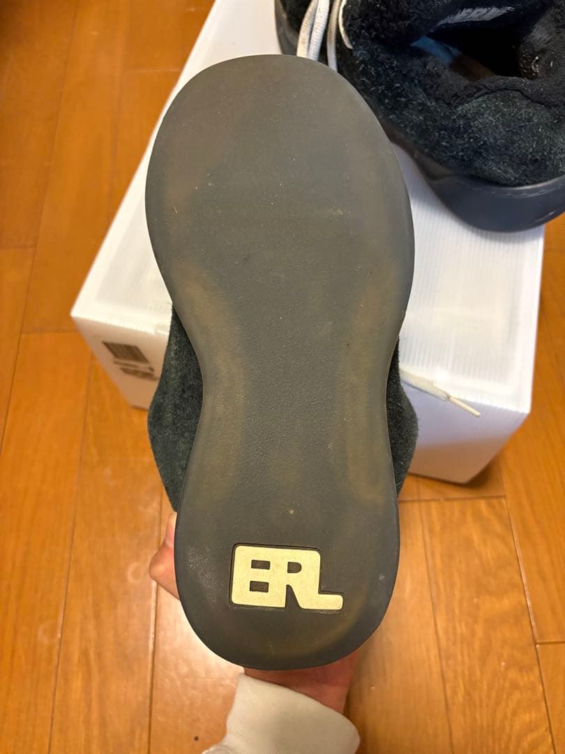 て*と様 ERL VAMPS ブラック スニーカー US 9