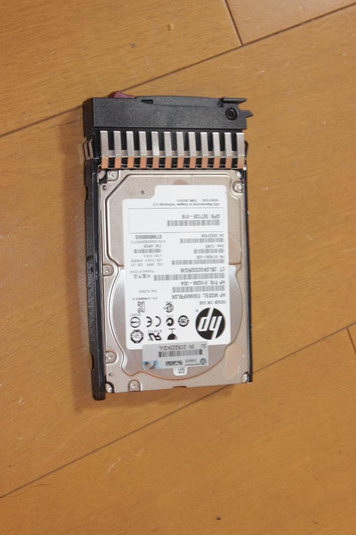 【中古品】サーバー　EG0900FBLSK 900GB