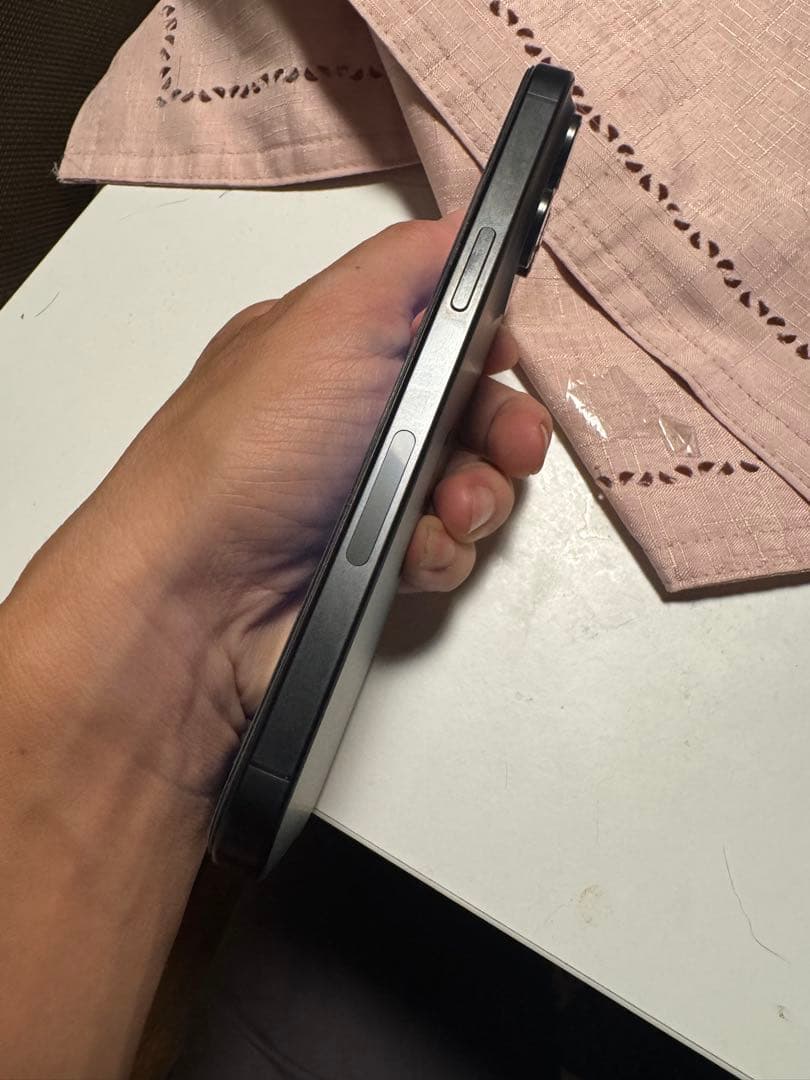 AkiページApple iphone 16 pro max 256GB