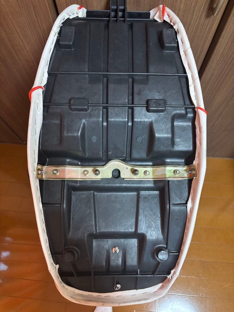 ゼファーχ 3段シート