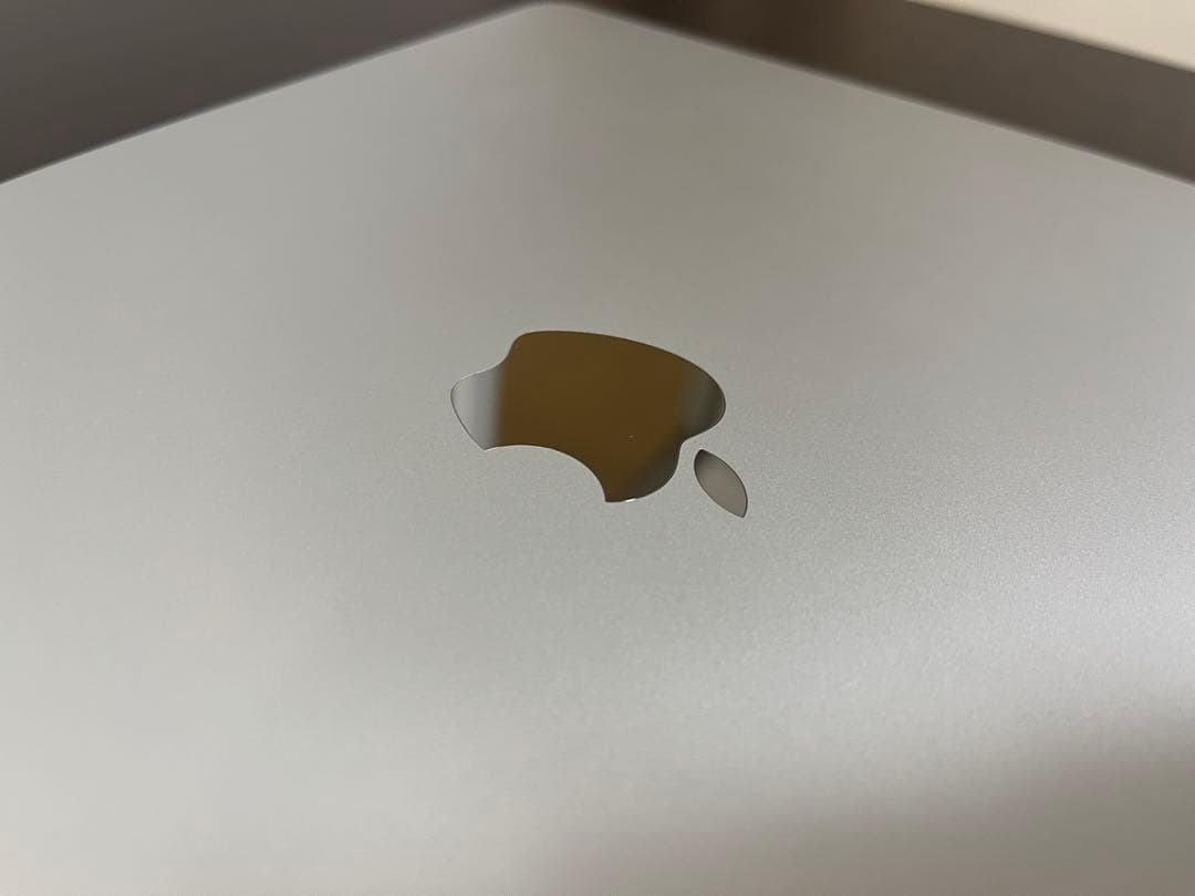 Apple MacBook Air 2020 M1 メモリ/8GB 256GB