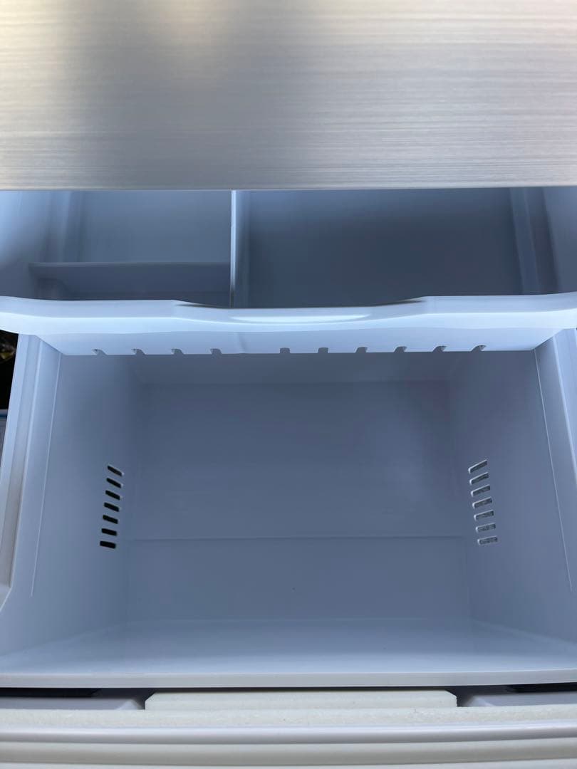 日立　ノンフロン　冷凍　冷蔵庫　R-V32NV 2021年