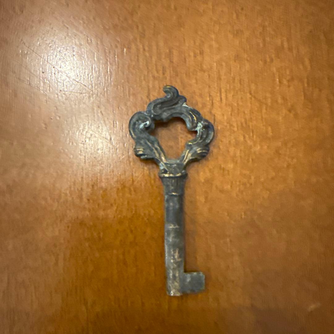 ヴィンテージ　ドレッサー　アクセサリー収納　引き出し付き