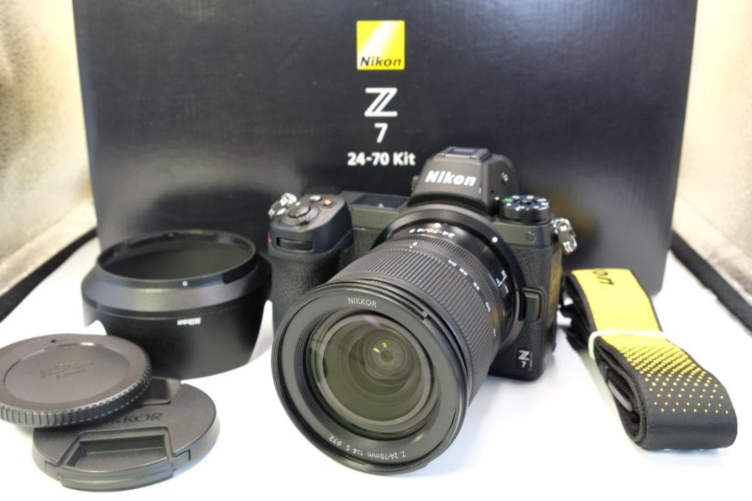 青*空様 極美品 Nikon Z 7 24-70 f4 S S数2707回 CF