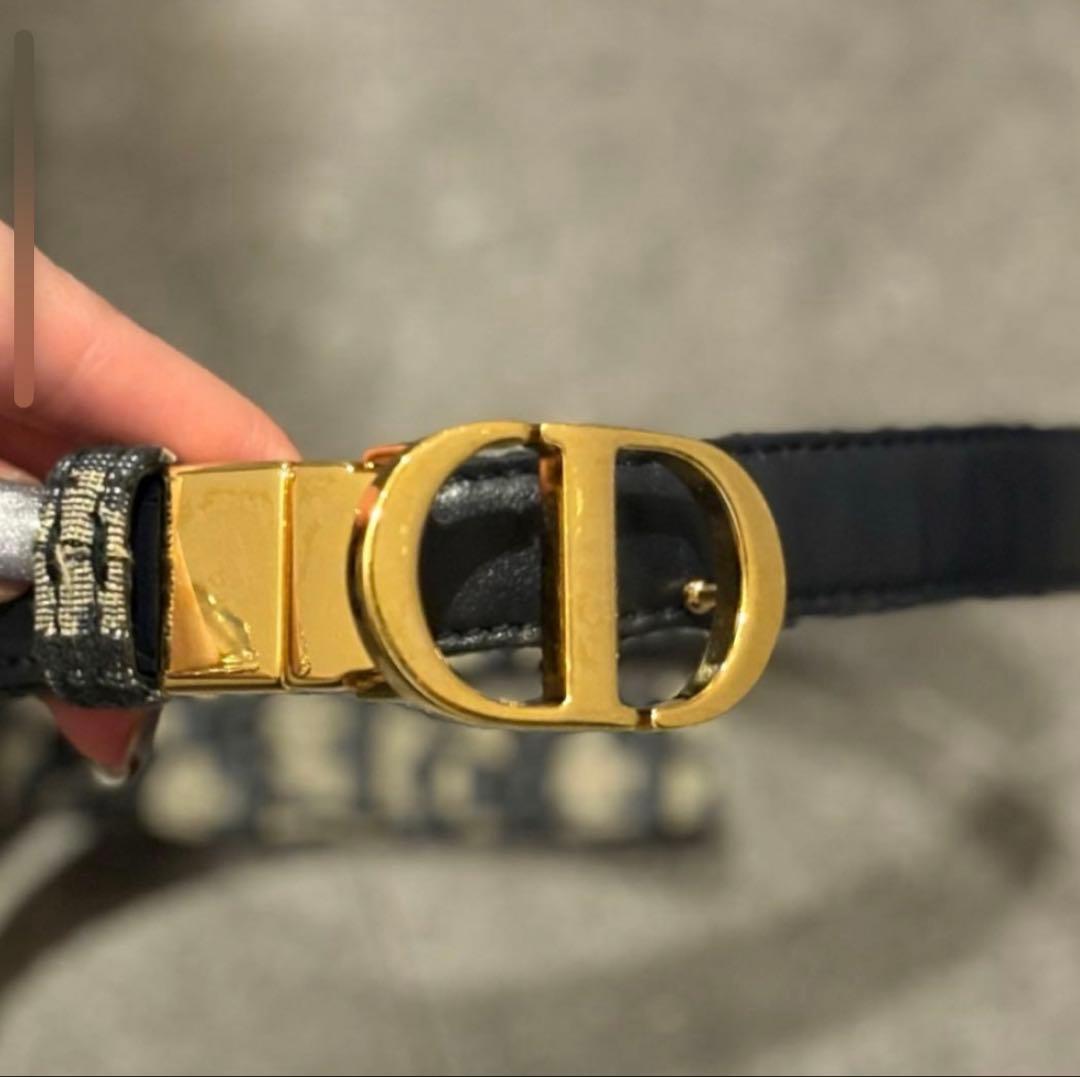 りナ　Dior 30 Montaigne リバーシブルベルト