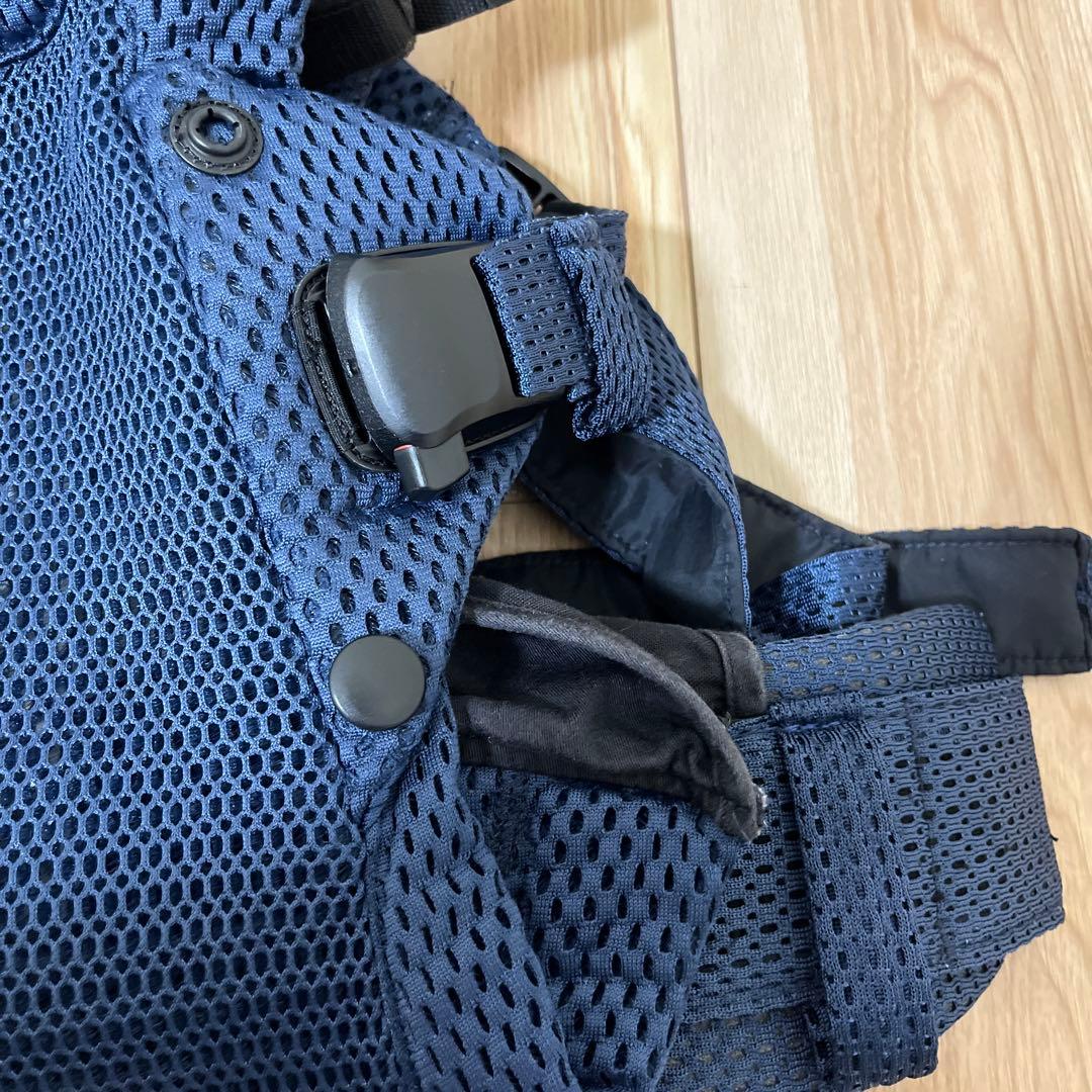 ベビービョルン　ベビーキャリア　ハーモニー　抱っこ紐　おんぶ紐　ネイビーブルー