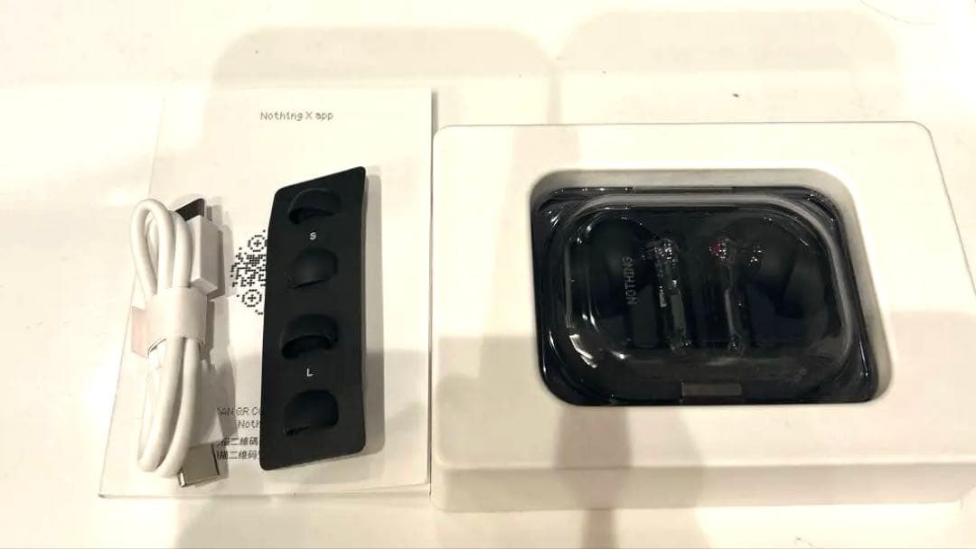 【値下げ中】Nothing Ear (a) ワイヤレスイヤフォン Black