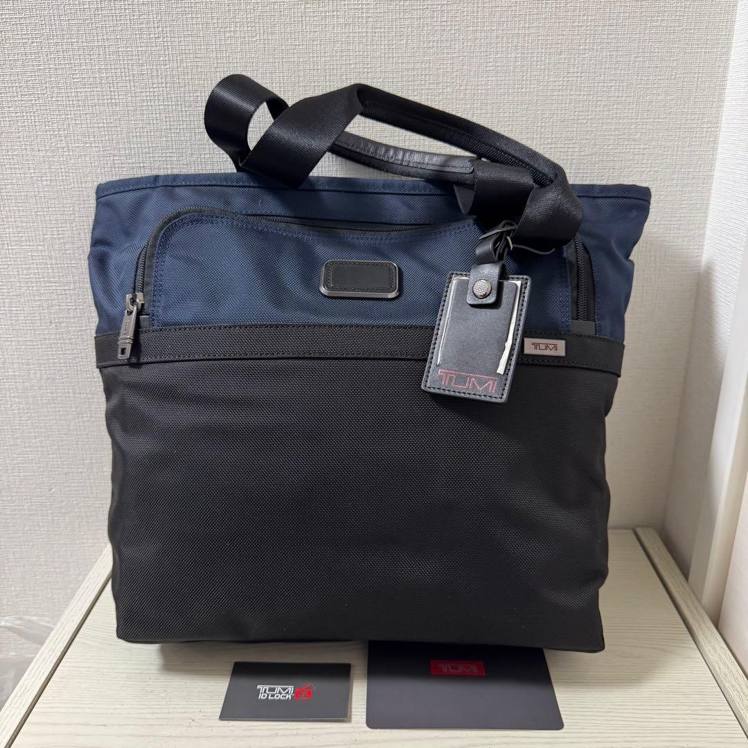 【新品同様】TUMI トートバッグ トゥミ 26195 ブラック×ネイビー