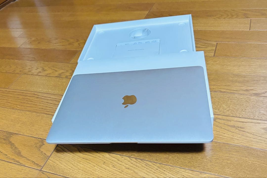 【美品！】MacBook Air 13インチ M1 16GB／512GB