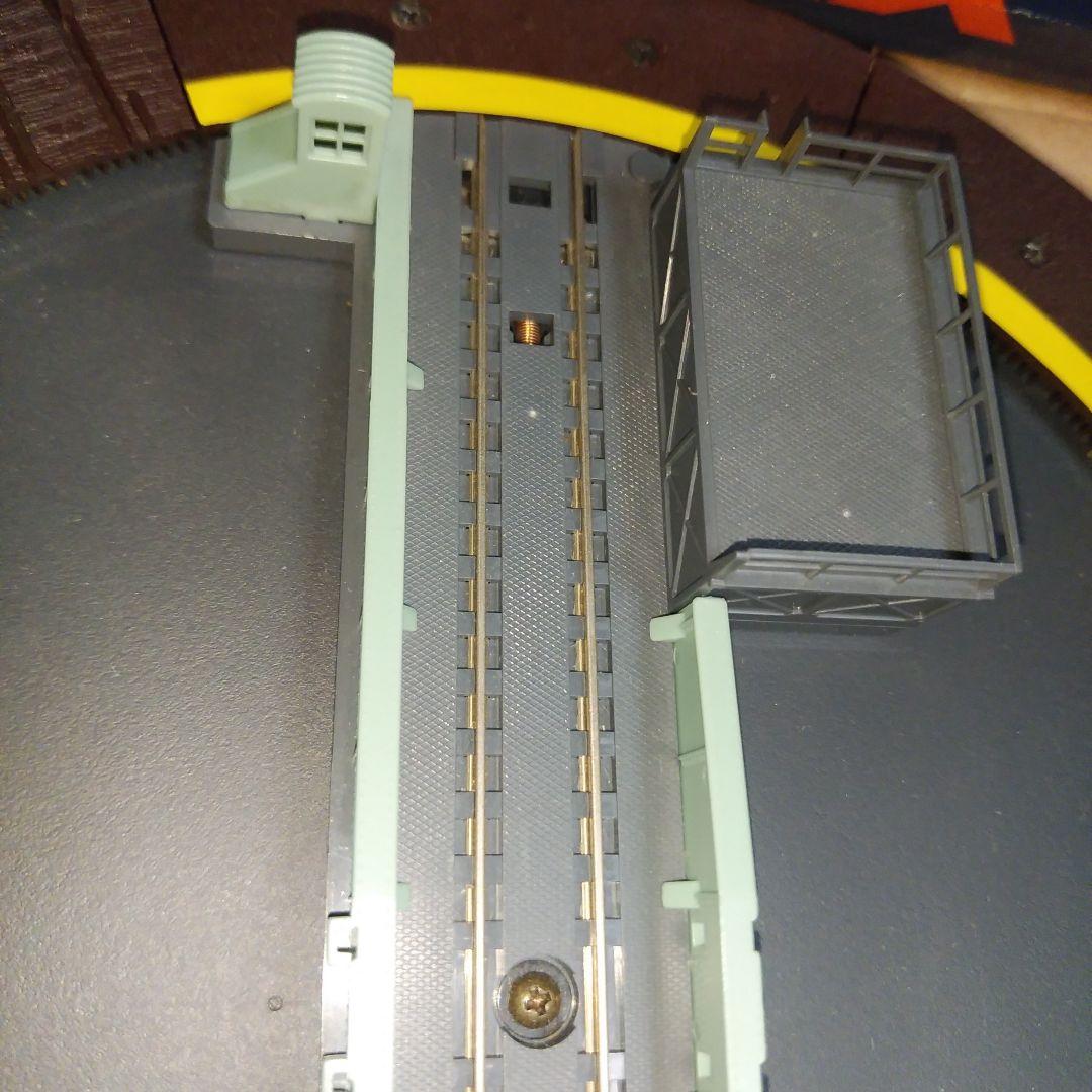 トミックスTOMIX1603手動ターンテーブル転車台1個・4212複線機関庫2個