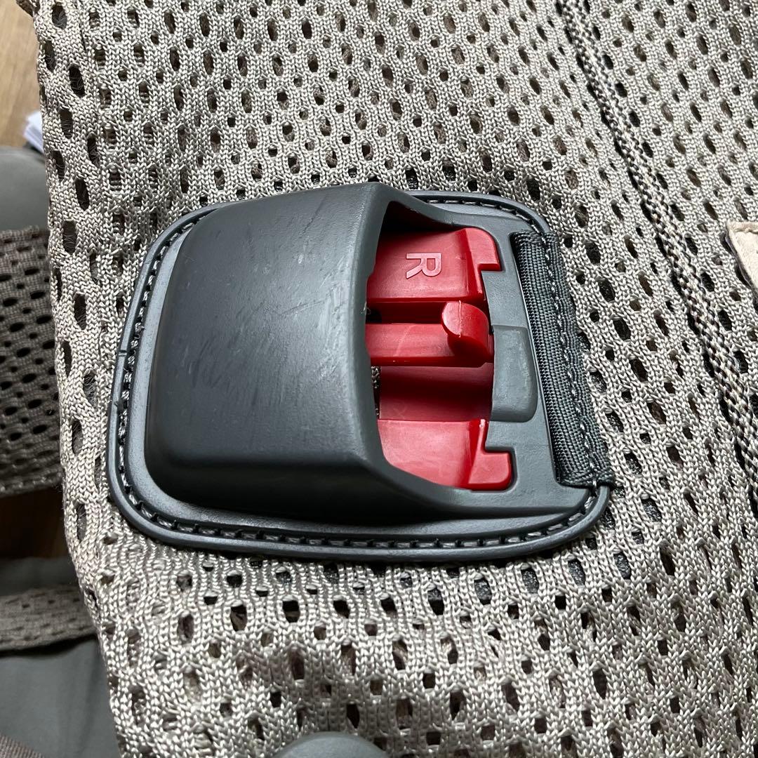 美品 ベビービョルン ワンカイエアー グレーベージュ 抱っこ紐