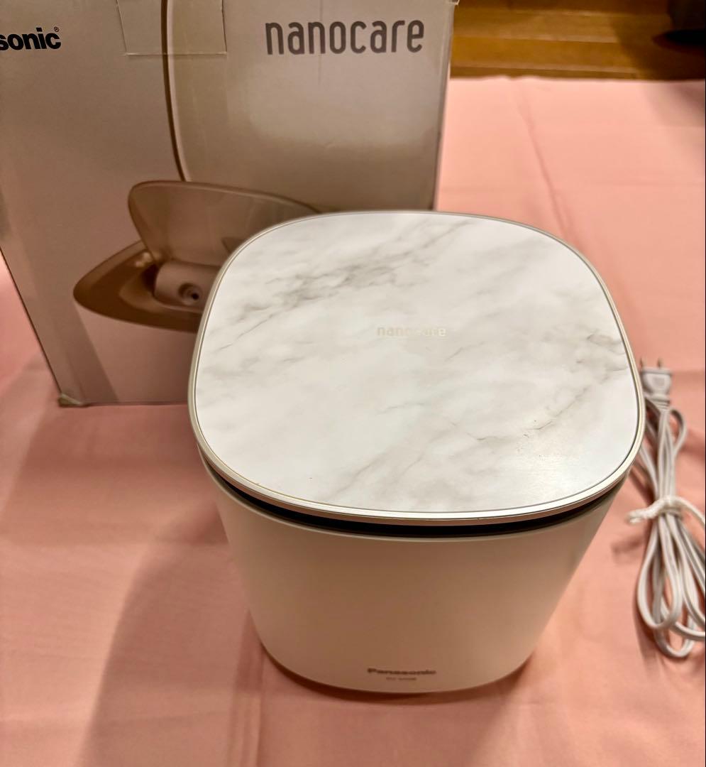 スチーマー ナノケア / 温冷・化粧水ミストタイプ（ゴールド調）