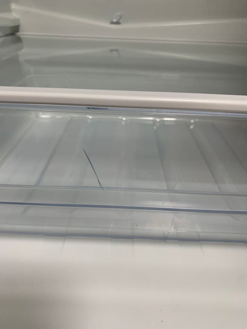 Hisense 冷蔵庫 ホワイト 3段