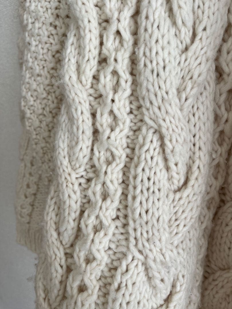 かぐれ　kagure ペルーアランニット