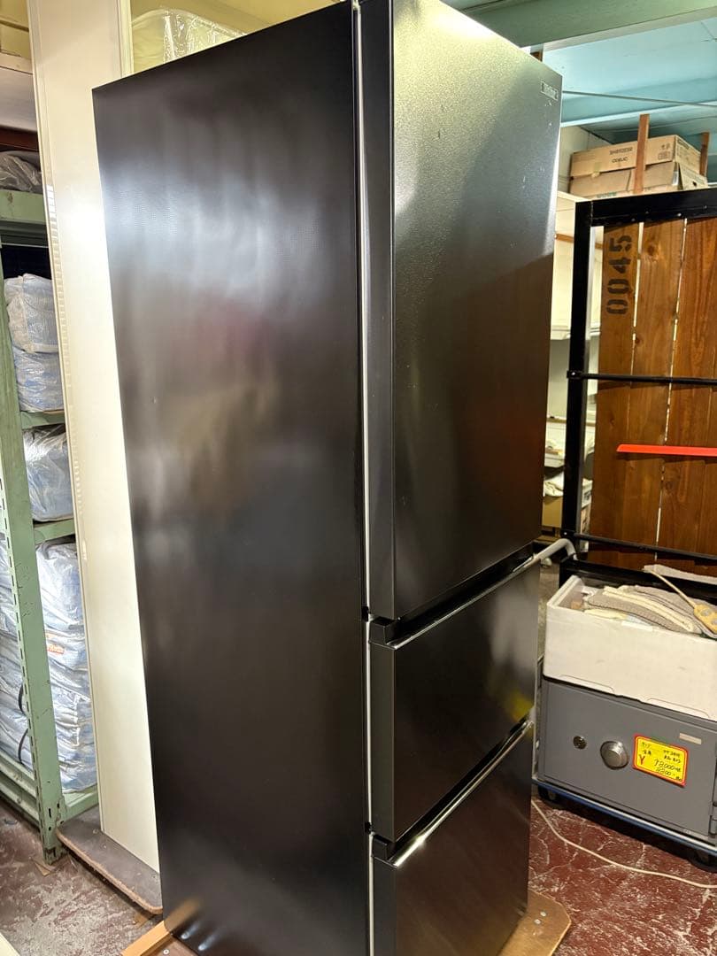 ハイアール　３ドア冷蔵庫　325ℓ　2023年　SLIMORE JR-CV34B