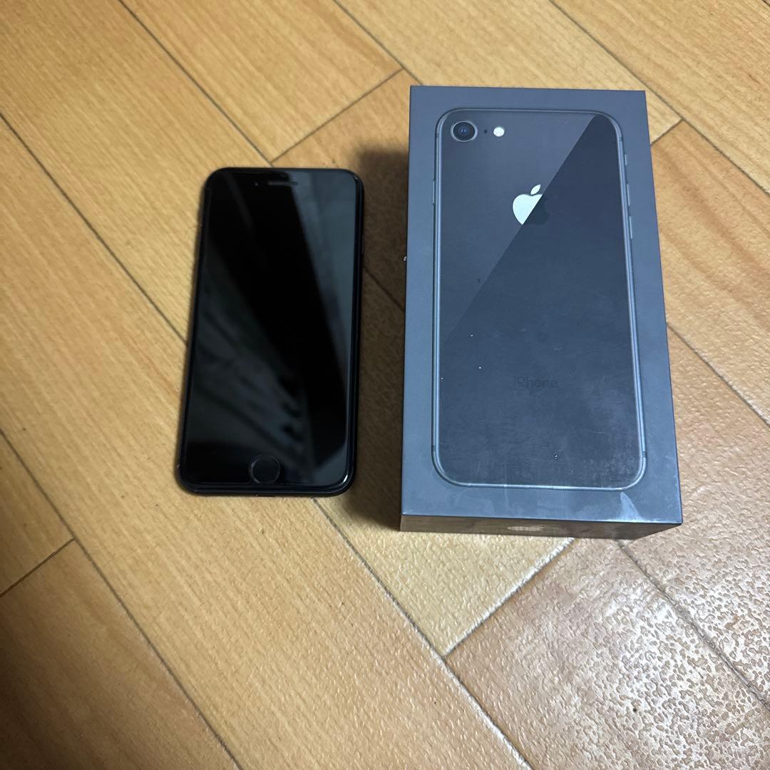 iPhone8 ブラック