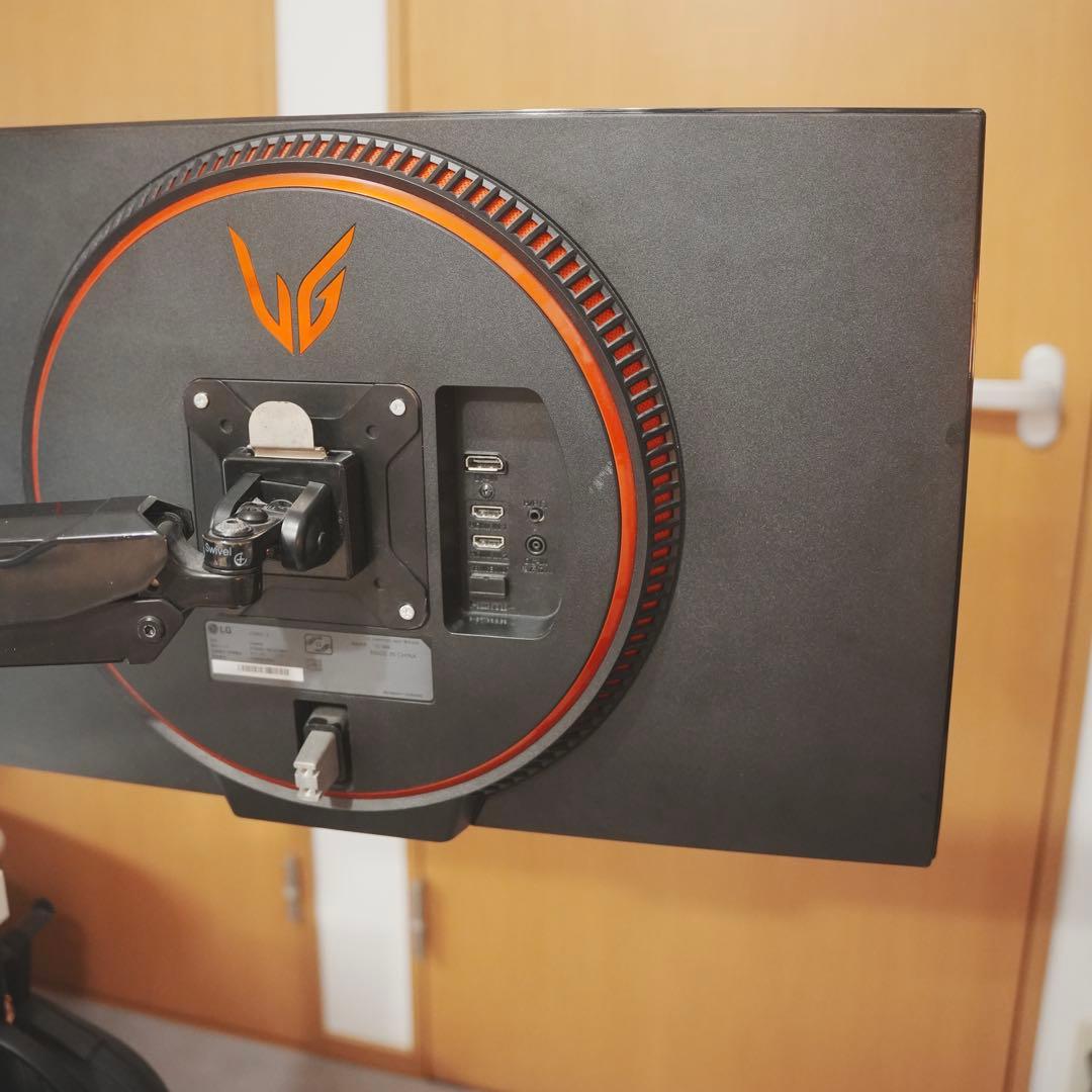 LG ゲーミングモニター 144Hz 27インチ IPSパネル　応答速度1ms