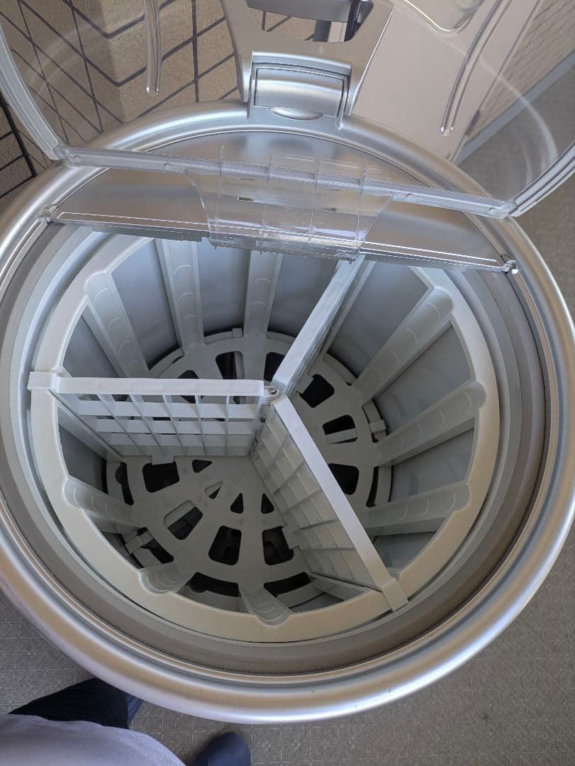 Red Bull 冷蔵庫　キャスター付【非売品】